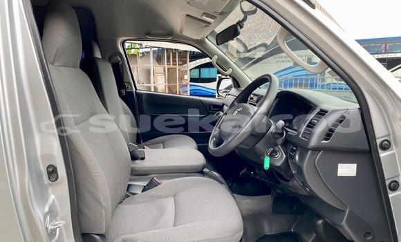 ซื้อ รถมือสอง Toyota Commuter เงิน รถยนต์ ใน %{เมือง} ใน กรุงเทพมหานคร ซื้อ รถมือสอง Toyota Commuter เงิน รถยนต์ ใน %{เมือง} ใน กรุงเทพมหานคร
