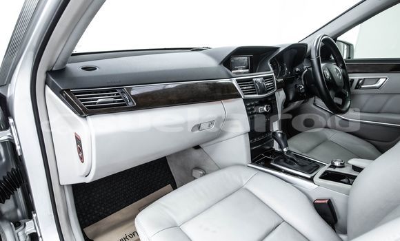 ซื้อ รถมือสอง Mercedes-Benz E200 อื่น ๆ รถยนต์ ใน %{เมือง} ใน กรุงเทพมหานคร ซื้อ รถมือสอง Mercedes-Benz E200 อื่น ๆ รถยนต์ ใน %{เมือง} ใน กรุงเทพมหานคร
