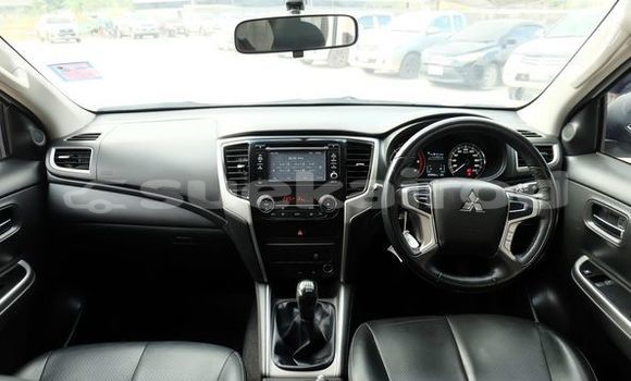 ซื้อ รถมือสอง Mitsubishi Triton ขาว รถยนต์ ใน %{เมือง} ใน กรุงเทพมหานคร ซื้อ รถมือสอง Mitsubishi Triton ขาว รถยนต์ ใน %{เมือง} ใน กรุงเทพมหานคร