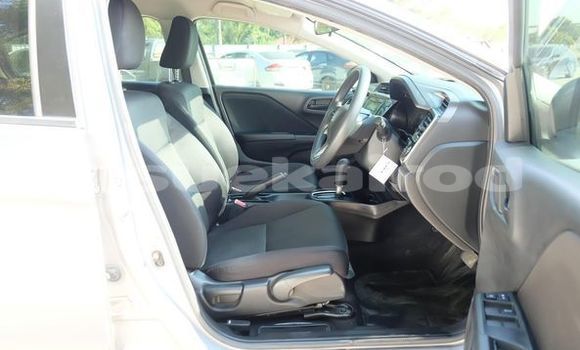 ซื้อ รถมือสอง Honda City เงิน รถยนต์ ใน %{เมือง} ใน กรุงเทพมหานคร ซื้อ รถมือสอง Honda City เงิน รถยนต์ ใน %{เมือง} ใน กรุงเทพมหานคร