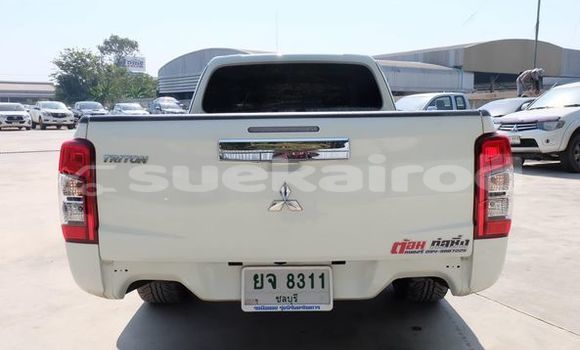 ซื้อ รถมือสอง Mitsubishi Triton ขาว รถยนต์ ใน %{เมือง} ใน กรุงเทพมหานคร ซื้อ รถมือสอง Mitsubishi Triton ขาว รถยนต์ ใน %{เมือง} ใน กรุงเทพมหานคร