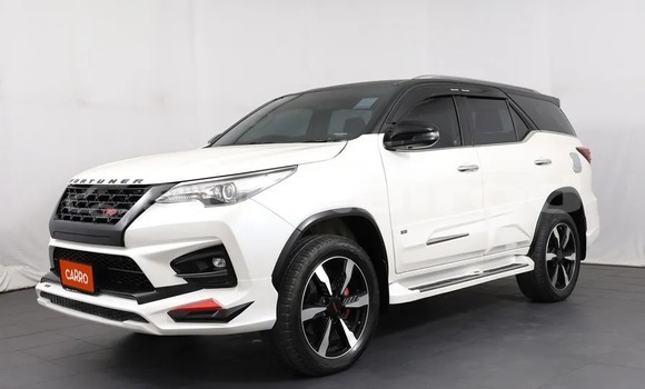 Buy Used Toyota Fortuner White Car in Bangkok in Bangkok Buy Used Toyota Fortuner White Car in Bangkok in Bangkok