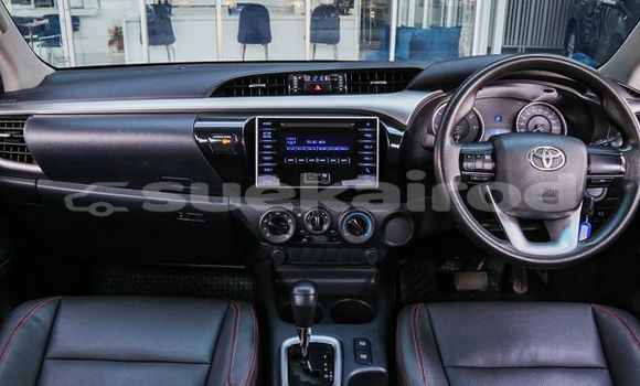 ซื้อ รถมือสอง Toyota Hiluxe Revo เงิน รถยนต์ ใน %{เมือง} ใน กรุงเทพมหานคร ซื้อ รถมือสอง Toyota Hiluxe Revo เงิน รถยนต์ ใน %{เมือง} ใน กรุงเทพมหานคร