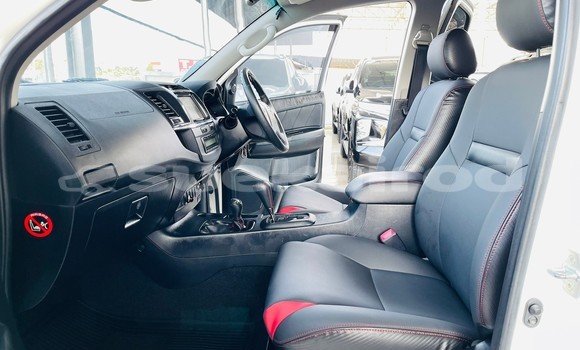 ซื้อ รถมือสอง Toyota Fortuner ขาว รถยนต์ ใน %{เมือง} ใน กรุงเทพมหานคร ซื้อ รถมือสอง Toyota Fortuner ขาว รถยนต์ ใน %{เมือง} ใน กรุงเทพมหานคร