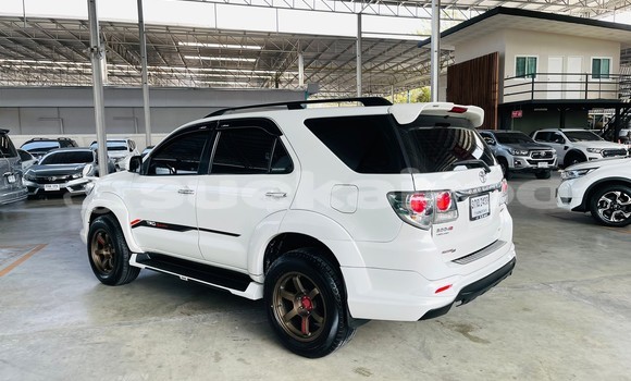 ซื้อ รถมือสอง Toyota Fortuner ขาว รถยนต์ ใน %{เมือง} ใน กรุงเทพมหานคร ซื้อ รถมือสอง Toyota Fortuner ขาว รถยนต์ ใน %{เมือง} ใน กรุงเทพมหานคร