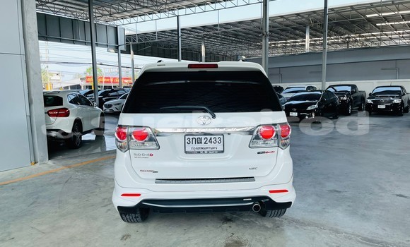 ซื้อ รถมือสอง Toyota Fortuner ขาว รถยนต์ ใน %{เมือง} ใน กรุงเทพมหานคร ซื้อ รถมือสอง Toyota Fortuner ขาว รถยนต์ ใน %{เมือง} ใน กรุงเทพมหานคร