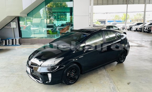 ซื้อ รถมือสอง Toyota Prius สีดำ รถยนต์ ใน %{เมือง} ใน กรุงเทพมหานคร