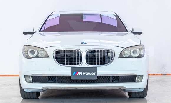Buy Used BMW 7-Series White Car in Bangkok in Bangkok Buy Used BMW 7-Series White Car in Bangkok in Bangkok