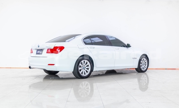 Buy Used BMW 7-Series White Car in Bangkok in Bangkok Buy Used BMW 7-Series White Car in Bangkok in Bangkok