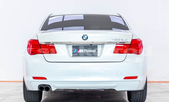Buy Used BMW 7-Series White Car in Bangkok in Bangkok Buy Used BMW 7-Series White Car in Bangkok in Bangkok