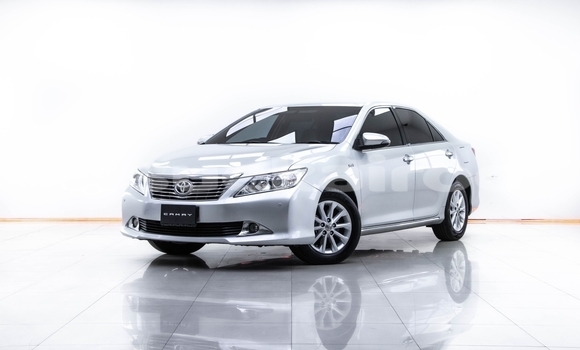 Buy Used Toyota Camry Other Car in Samut Sakhon in Samut Sakhon