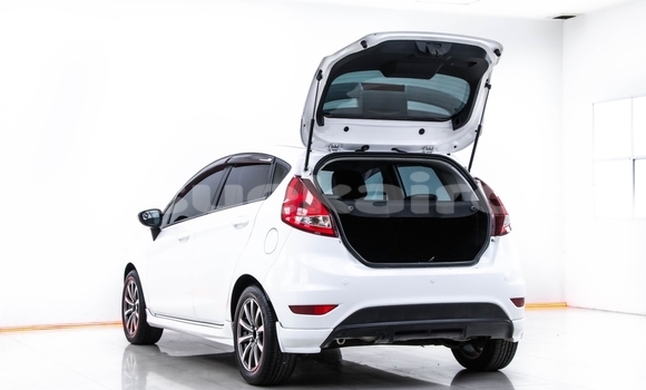 ซื้อ รถมือสอง Ford Fiesta ขาว รถยนต์ ใน %{เมือง} ใน สมุทรสาคร ซื้อ รถมือสอง Ford Fiesta ขาว รถยนต์ ใน %{เมือง} ใน สมุทรสาคร