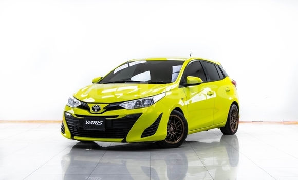 ซื้อ รถมือสอง Toyota Yaris อื่น ๆ รถยนต์ ใน %{เมือง} ใน สมุทรสาคร