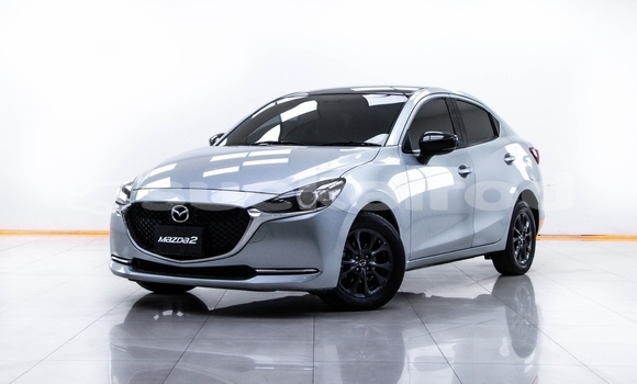 ซื้อ รถมือสอง Mazda 2 อื่น ๆ รถยนต์ ใน %{เมือง} ใน สมุทรสาคร