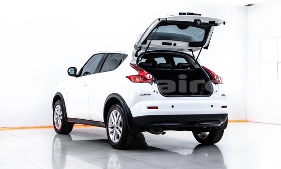 Buy Used Nissan Juke White Car in Samut Sakhon in Samut Sakhon Buy Used Nissan Juke White Car in Samut Sakhon in Samut Sakhon