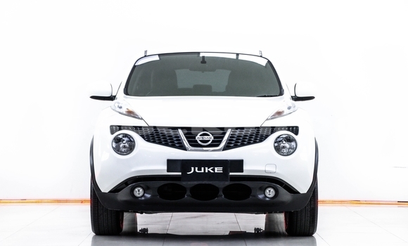 Buy Used Nissan Juke White Car in Samut Sakhon in Samut Sakhon Buy Used Nissan Juke White Car in Samut Sakhon in Samut Sakhon