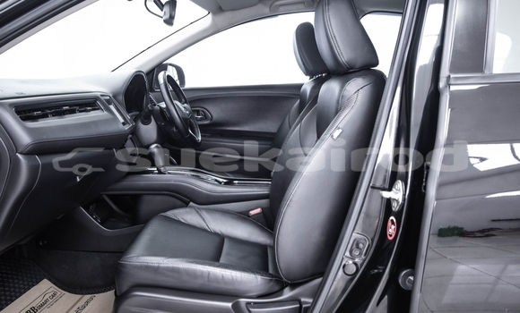 Buy Used Honda HR-V Black Car in Samut Sakhon in Samut Sakhon Buy Used Honda HR-V Black Car in Samut Sakhon in Samut Sakhon