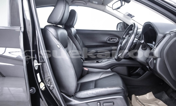 Buy Used Honda HR-V Black Car in Samut Sakhon in Samut Sakhon Buy Used Honda HR-V Black Car in Samut Sakhon in Samut Sakhon