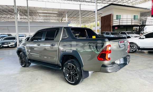 Buy Used Toyota Hiluxe Revo Brown Car in Bangkok in Bangkok Buy Used Toyota Hiluxe Revo Brown Car in Bangkok in Bangkok