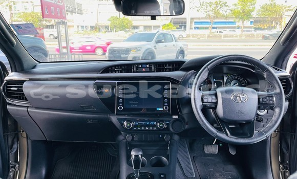 Buy Used Toyota Hiluxe Revo Brown Car in Bangkok in Bangkok Buy Used Toyota Hiluxe Revo Brown Car in Bangkok in Bangkok