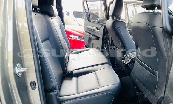 Buy Used Toyota Hiluxe Revo Brown Car in Bangkok in Bangkok Buy Used Toyota Hiluxe Revo Brown Car in Bangkok in Bangkok