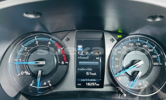 Buy Used Toyota Hiluxe Revo Brown Car in Bangkok in Bangkok Buy Used Toyota Hiluxe Revo Brown Car in Bangkok in Bangkok