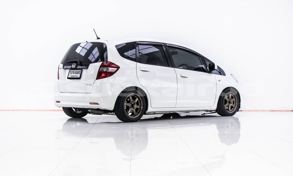 ซื้อ รถมือสอง Honda Jazz ขาว รถยนต์ ใน %{เมือง} ใน กรุงเทพมหานคร ซื้อ รถมือสอง Honda Jazz ขาว รถยนต์ ใน %{เมือง} ใน กรุงเทพมหานคร