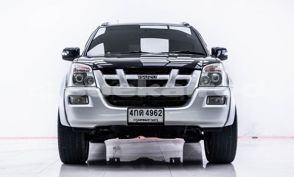 Buy Used Isuzu MU-7 Other Car in Bangkok in Bangkok Buy Used Isuzu MU-7 Other Car in Bangkok in Bangkok