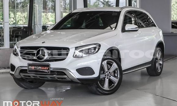 Buy Used Mercedes-Benz GLC White Car in Bangkok in Bangkok Buy Used Mercedes-Benz GLC White Car in Bangkok in Bangkok