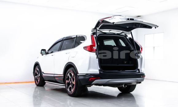 Buy Used Honda CR-V White Car in Bangkok in Bangkok Buy Used Honda CR-V White Car in Bangkok in Bangkok
