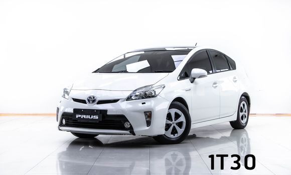 Buy Used Toyota Prius White Car in Bangkok in Bangkok Buy Used Toyota Prius White Car in Bangkok in Bangkok