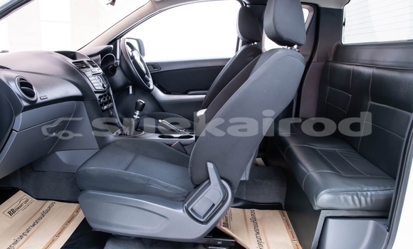 Buy Used Mazda BT-50 White Car in Nonthaburi in Nonthaburi Buy Used Mazda BT-50 White Car in Nonthaburi in Nonthaburi