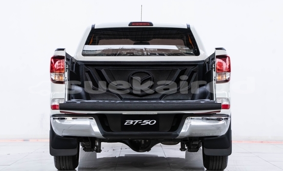 Buy Used Mazda BT-50 White Car in Nonthaburi in Nonthaburi Buy Used Mazda BT-50 White Car in Nonthaburi in Nonthaburi