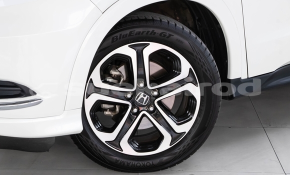 ซื้อ รถมือสอง Honda HR-V ขาว รถยนต์ ใน %{เมือง} ใน นนทบุรี ซื้อ รถมือสอง Honda HR-V ขาว รถยนต์ ใน %{เมือง} ใน นนทบุรี