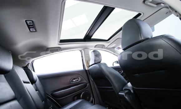 Buy Used Honda HR-V White Car in Nonthaburi in Nonthaburi Buy Used Honda HR-V White Car in Nonthaburi in Nonthaburi