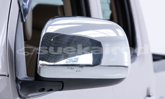 Buy Used Toyota Vigo Green Car in Nonthaburi in Nonthaburi Buy Used Toyota Vigo Green Car in Nonthaburi in Nonthaburi