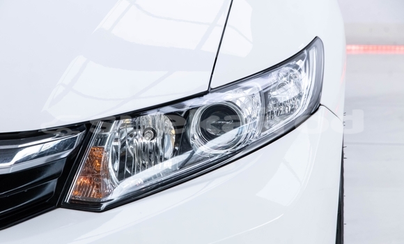 Buy Used Honda Civic White Car in Nonthaburi in Nonthaburi Buy Used Honda Civic White Car in Nonthaburi in Nonthaburi