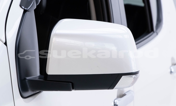 Buy Used Isuzu MU-X White Car in Nonthaburi in Nonthaburi Buy Used Isuzu MU-X White Car in Nonthaburi in Nonthaburi