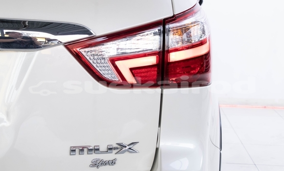 Buy Used Isuzu MU-X White Car in Nonthaburi in Nonthaburi Buy Used Isuzu MU-X White Car in Nonthaburi in Nonthaburi