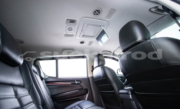 Buy Used Isuzu MU-X White Car in Nonthaburi in Nonthaburi Buy Used Isuzu MU-X White Car in Nonthaburi in Nonthaburi