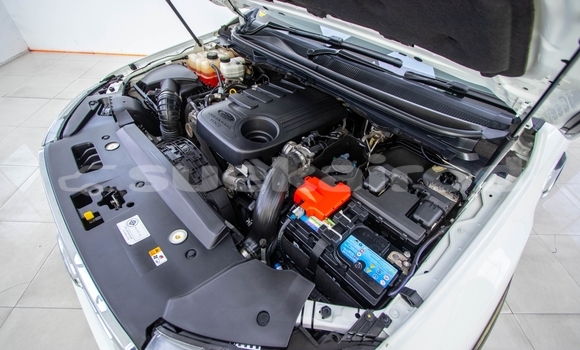 Buy Used Ford Everest White Car in Bangkok in Bangkok Buy Used Ford Everest White Car in Bangkok in Bangkok