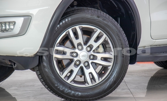 Buy Used Ford Everest White Car in Bangkok in Bangkok Buy Used Ford Everest White Car in Bangkok in Bangkok