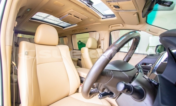 Buy Used Toyota Alphard White Car in Bangkok in Bangkok Buy Used Toyota Alphard White Car in Bangkok in Bangkok