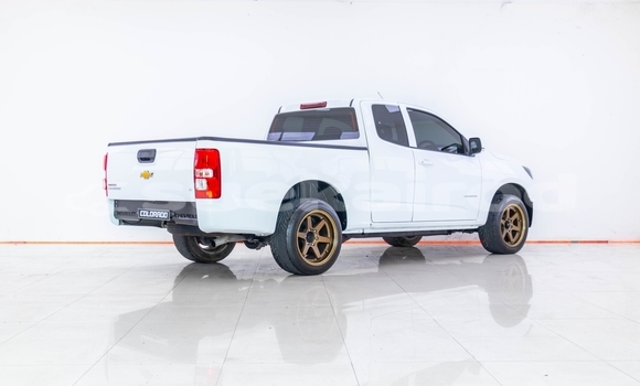 ซื้อ รถมือสอง Chevrolet Colorado สีแดง รถยนต์ ใน %{เมือง} ใน กรุงเทพมหานคร ซื้อ รถมือสอง Chevrolet Colorado สีแดง รถยนต์ ใน %{เมือง} ใน กรุงเทพมหานคร