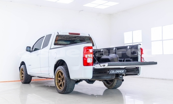 ซื้อ รถมือสอง Chevrolet Colorado สีแดง รถยนต์ ใน %{เมือง} ใน กรุงเทพมหานคร ซื้อ รถมือสอง Chevrolet Colorado สีแดง รถยนต์ ใน %{เมือง} ใน กรุงเทพมหานคร