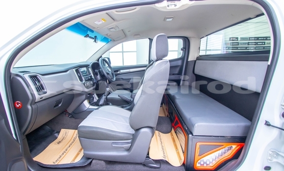 ซื้อ รถมือสอง Chevrolet Colorado สีแดง รถยนต์ ใน %{เมือง} ใน กรุงเทพมหานคร ซื้อ รถมือสอง Chevrolet Colorado สีแดง รถยนต์ ใน %{เมือง} ใน กรุงเทพมหานคร