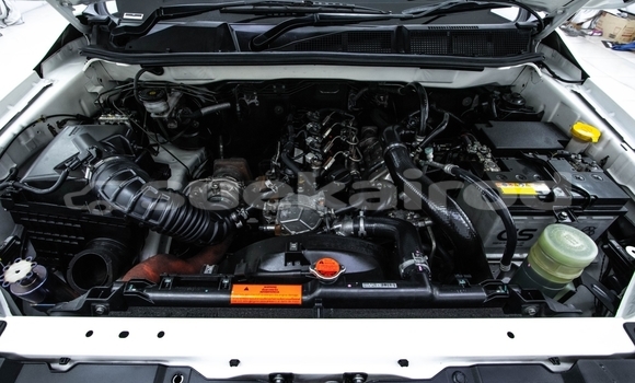 Buy Used Isuzu D-Max White Car in Samut Sakhon in Samut Sakhon Buy Used Isuzu D-Max White Car in Samut Sakhon in Samut Sakhon