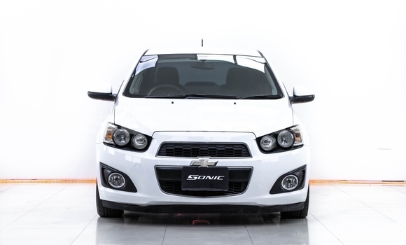 ซื้อ รถมือสอง Chevrolet Sonic ขาว รถยนต์ ใน %{เมือง} ใน สมุทรสาคร ซื้อ รถมือสอง Chevrolet Sonic ขาว รถยนต์ ใน %{เมือง} ใน สมุทรสาคร