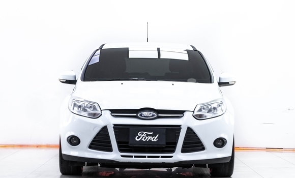 Buy Used Ford Focus White Car in Samut Sakhon in Samut Sakhon Buy Used Ford Focus White Car in Samut Sakhon in Samut Sakhon
