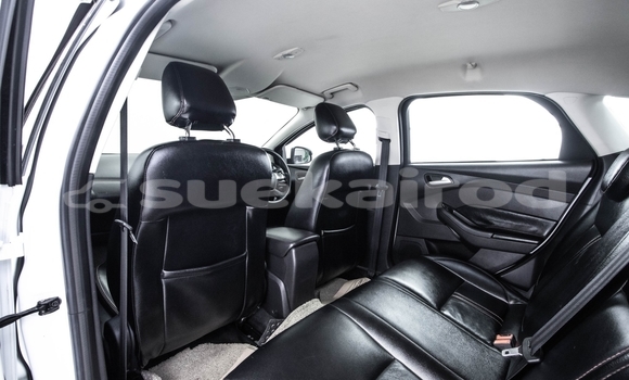 Buy Used Ford Focus White Car in Samut Sakhon in Samut Sakhon Buy Used Ford Focus White Car in Samut Sakhon in Samut Sakhon